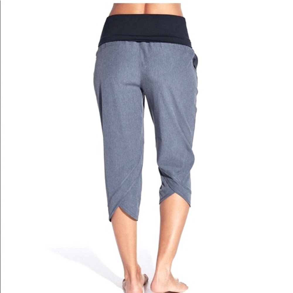 Calia Anywhere Foldover Waist Crop Capri Pants